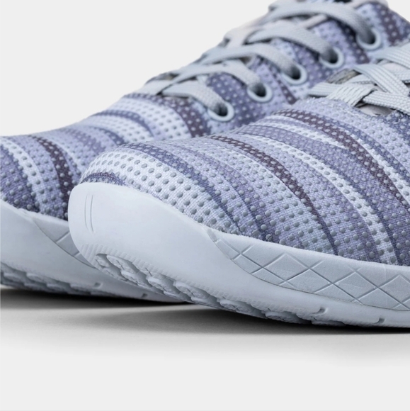 NOBULL 8 9.5 Burst Trainer Striped Shoes - Picture 12 of 16